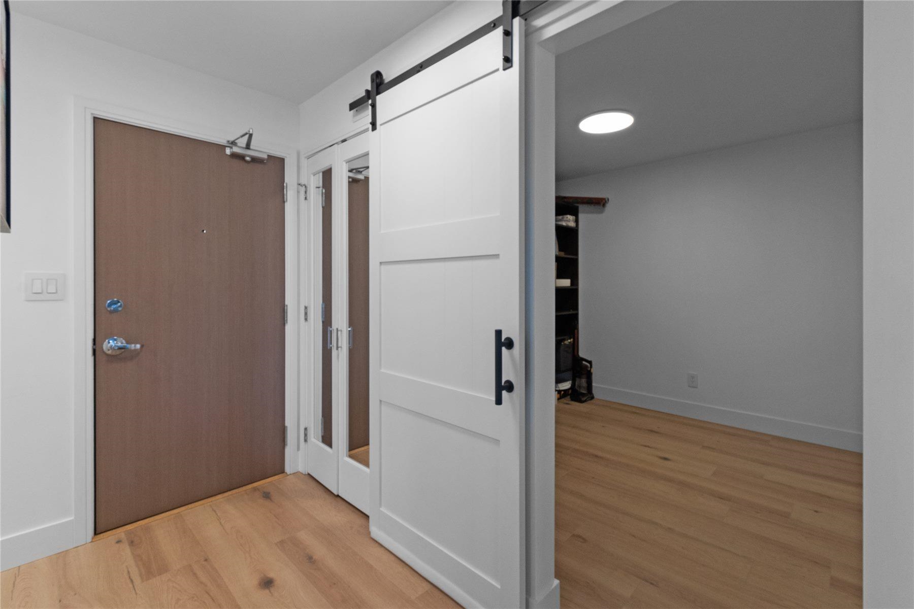 1102 4400 Buchanan St Burnaby For Sale, R2858304