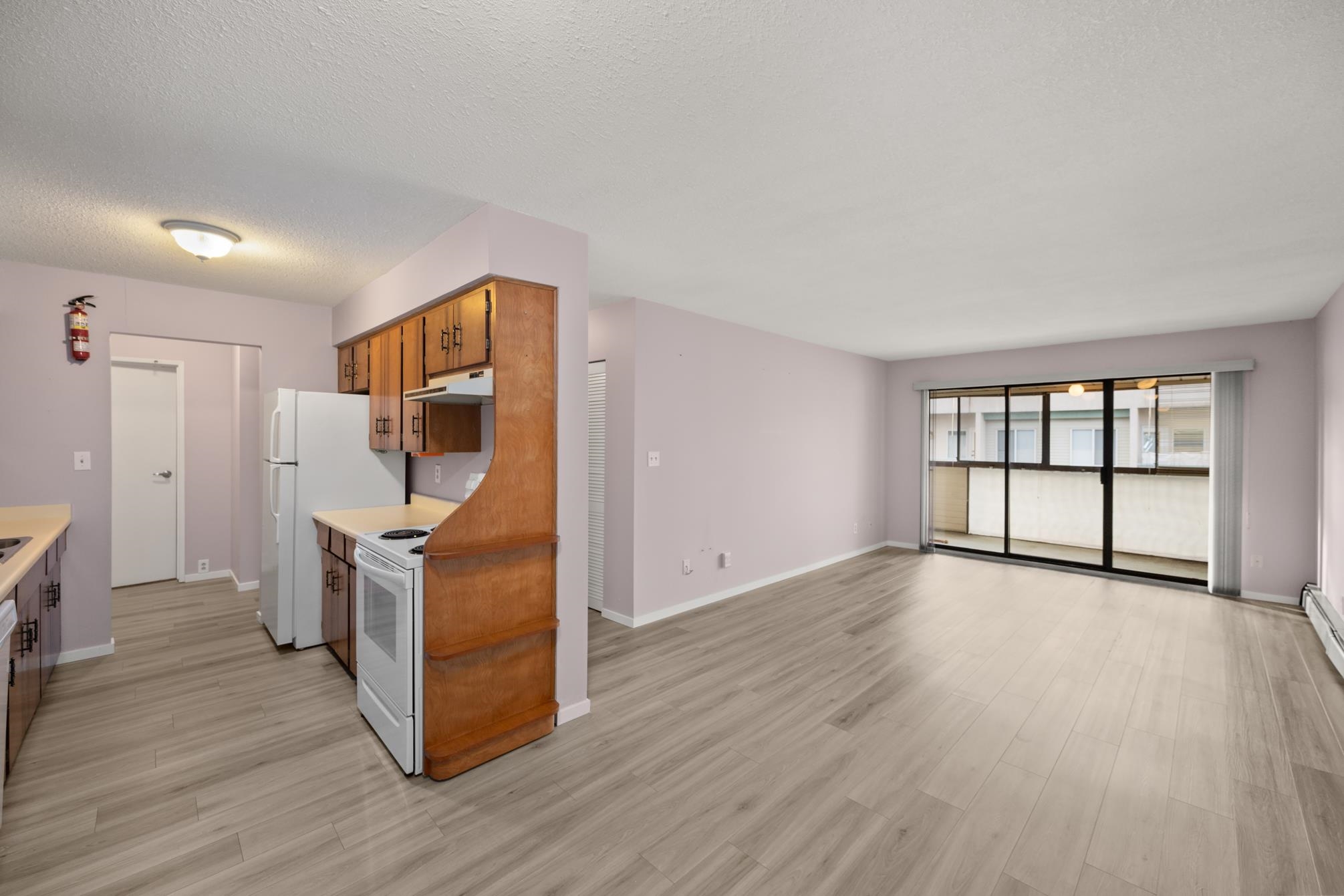 303 33369 Old Yale Rd Abbotsford For Sale, R2836001