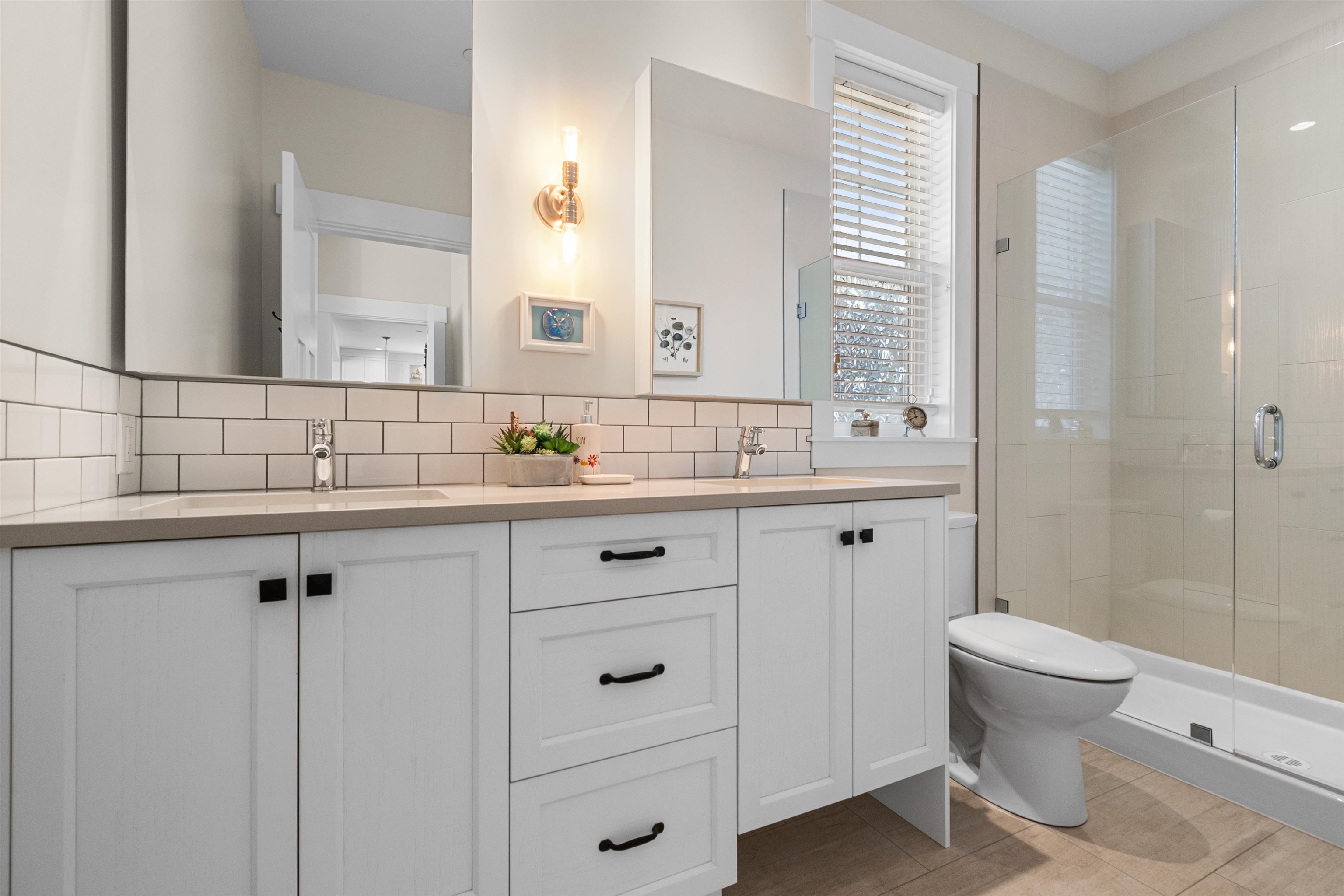 43360 Creekside Circle Lindell Beach For Sale, R2856380