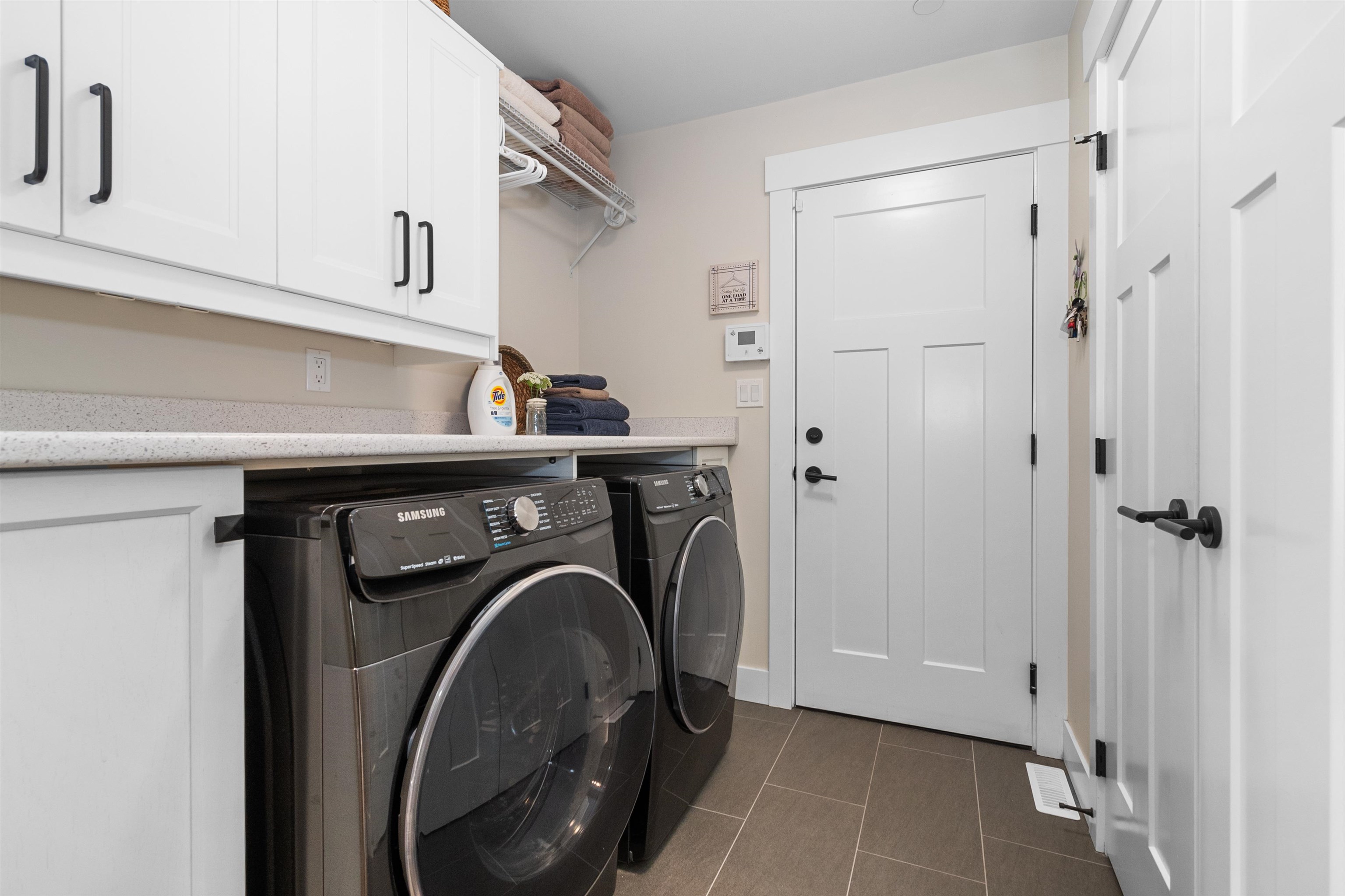 43360 Creekside Circle Lindell Beach For Sale, R2856380