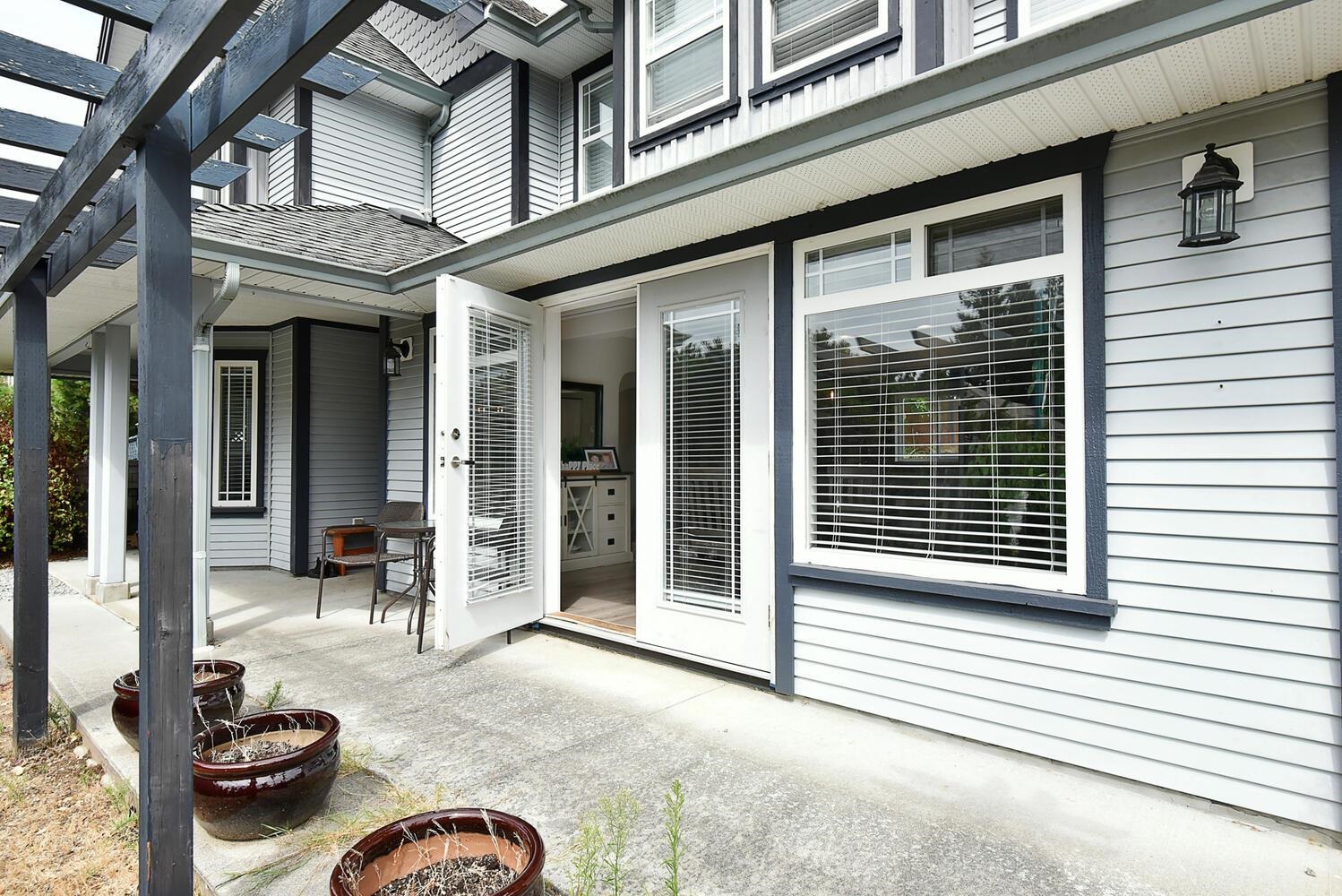 6328 Jasper Rd Sechelt For Sale, R2806391